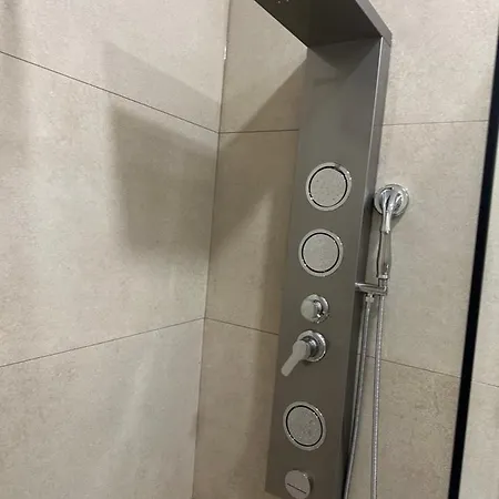 Dusan Knez Mihailova Center Obilicev Venac *